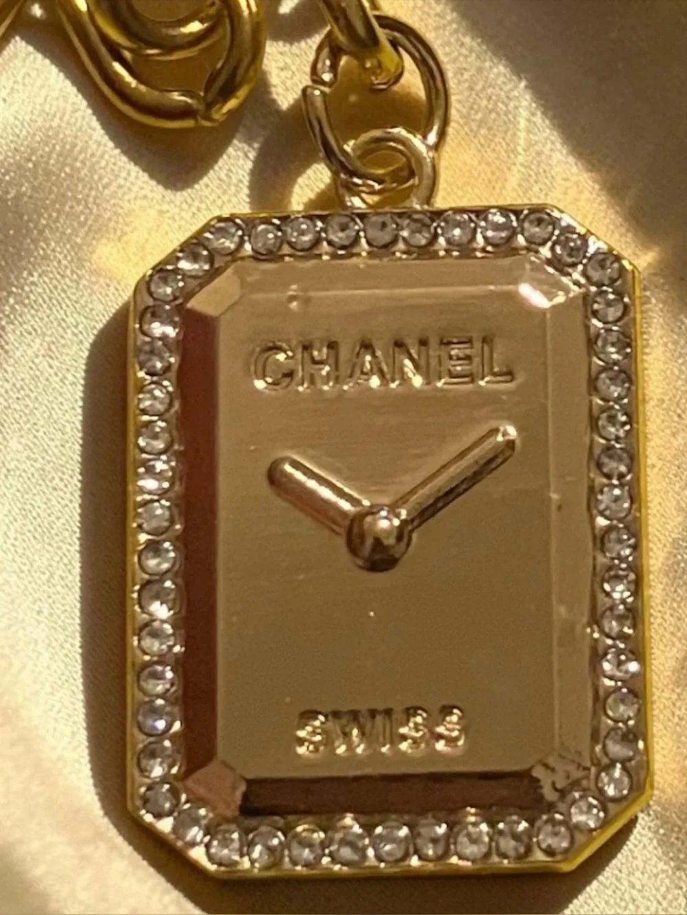 CHANEL Gold Tone Pendant Charm
